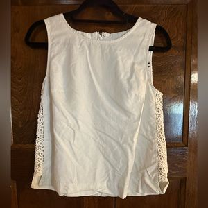 HD in Paris by Anthropologie‎ Lace Cut-out Tank